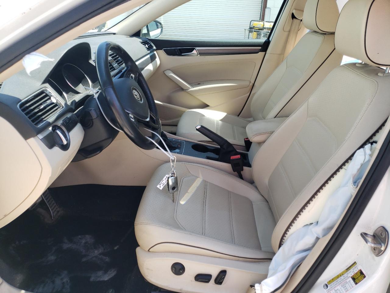 1VWAA7A35JC045192 2018 Volkswagen Passat S