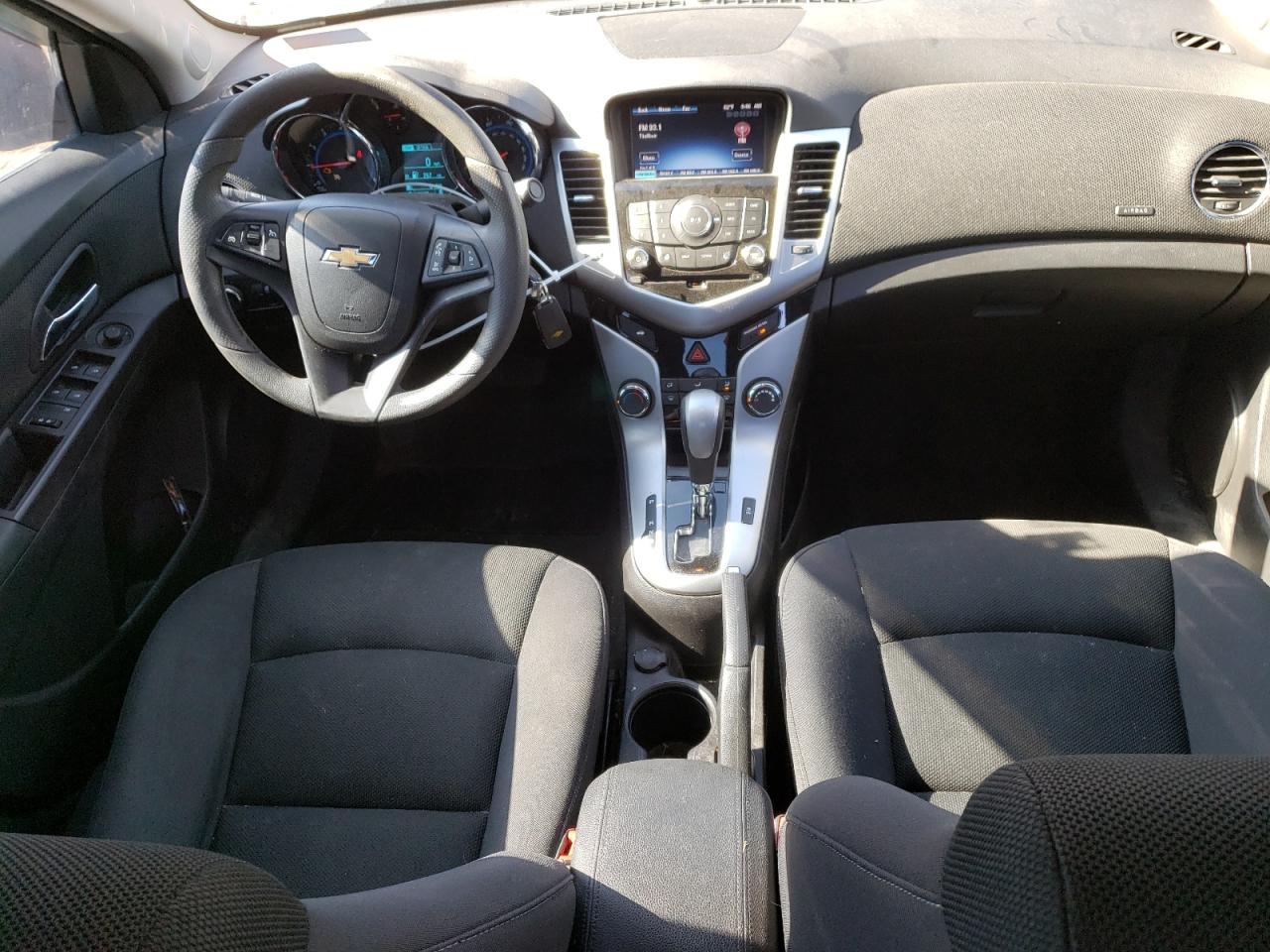 1G1PE5SB5G7143032 CHEVROLET CRUZE 2016