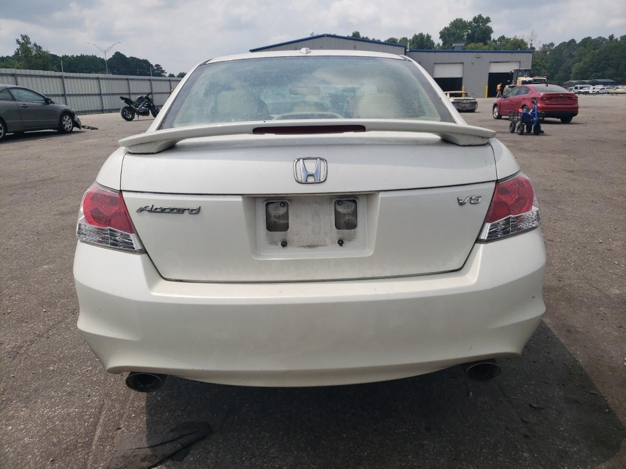 1HGCP3F80AA014498 2010 Honda Accord Exl