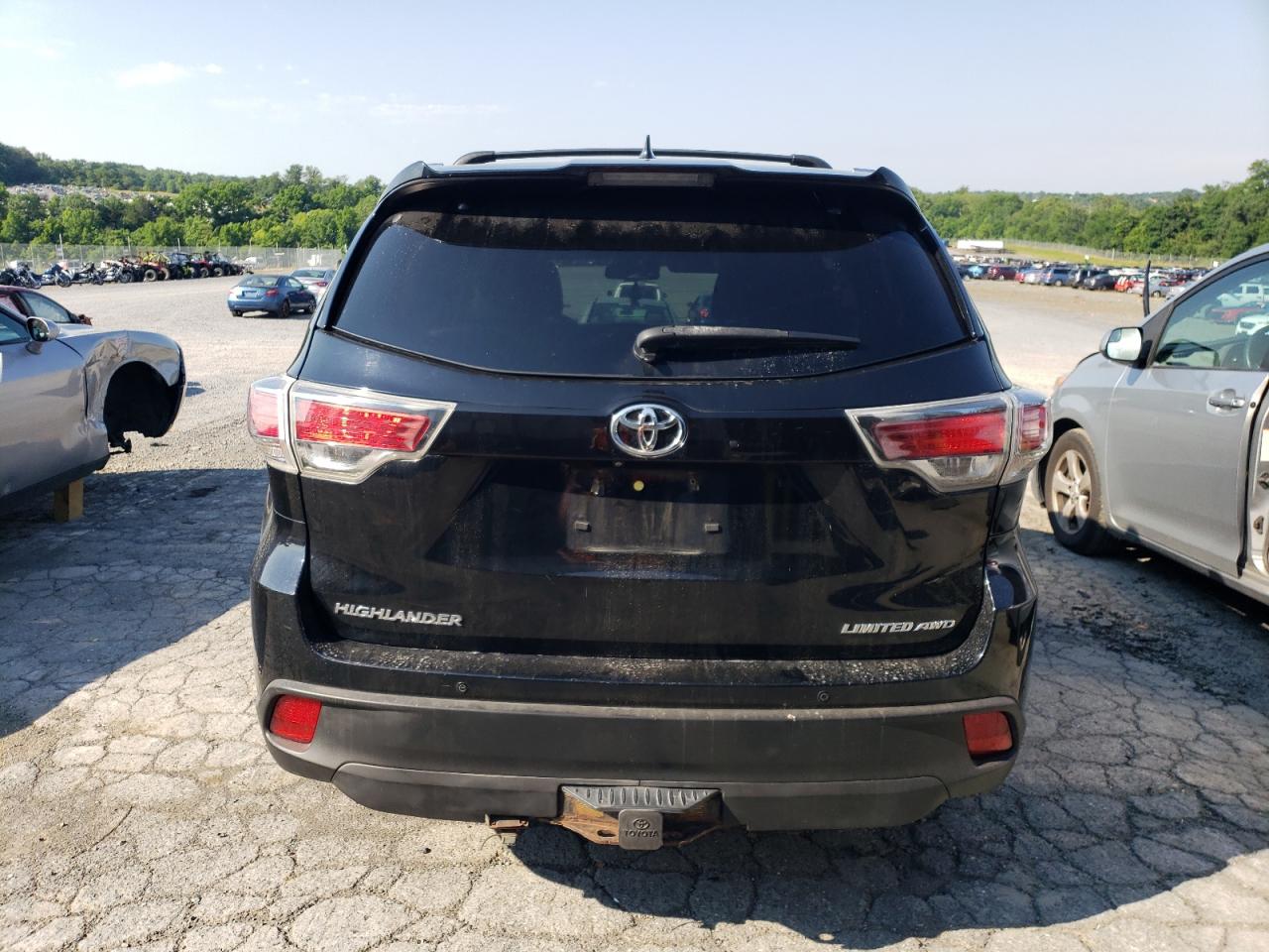 5TDDKRFHXES009970 2014 Toyota Highlander Limited