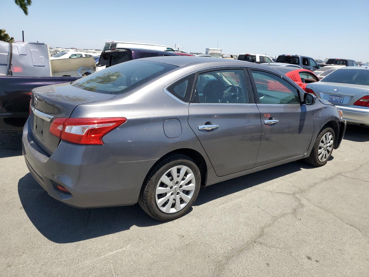 3N1AB7AP4JY312464 2018 Nissan Sentra S