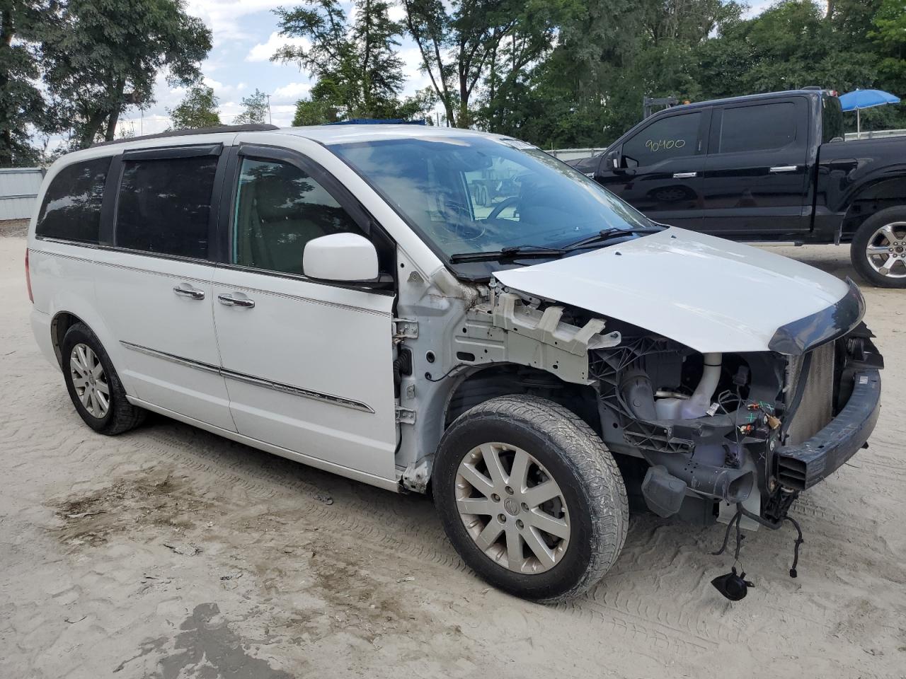 2C4RC1BG5ER455583 2014 Chrysler Town & Country Touring