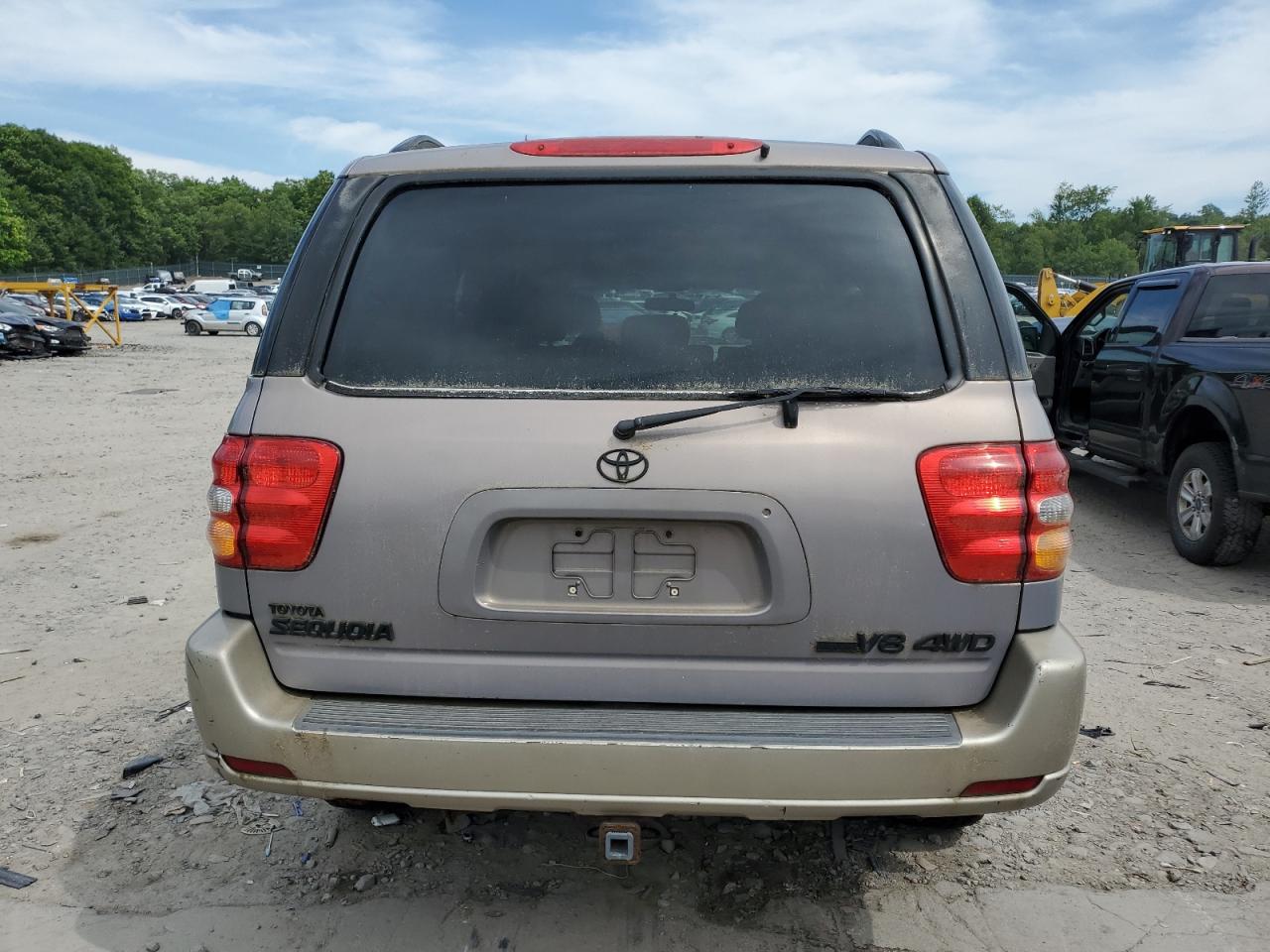 5TDBT44A81S021865 2001 Toyota Sequoia Sr5