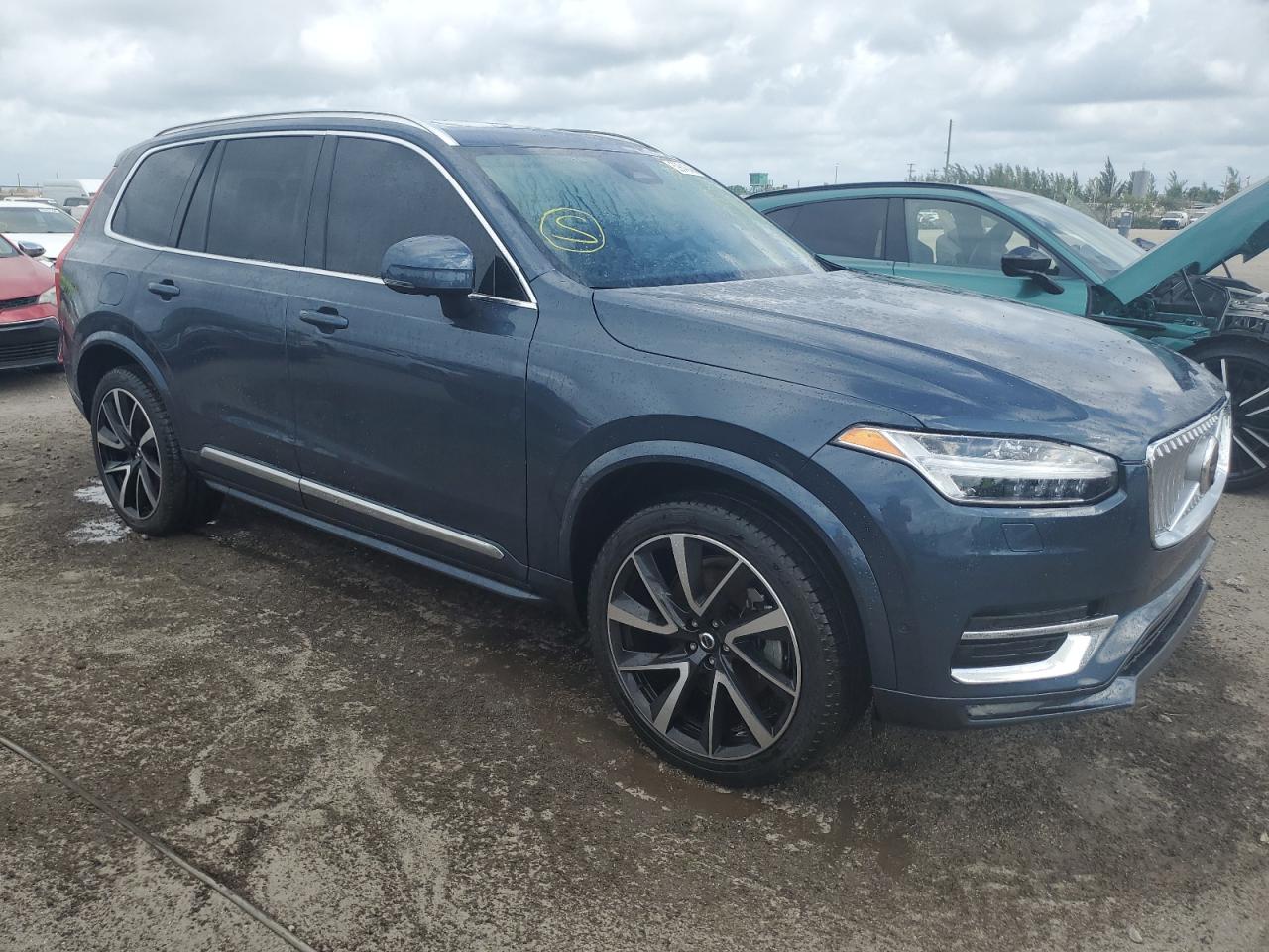 2023 Volvo Xc90 Plus vin: YV4062PN2P1975810