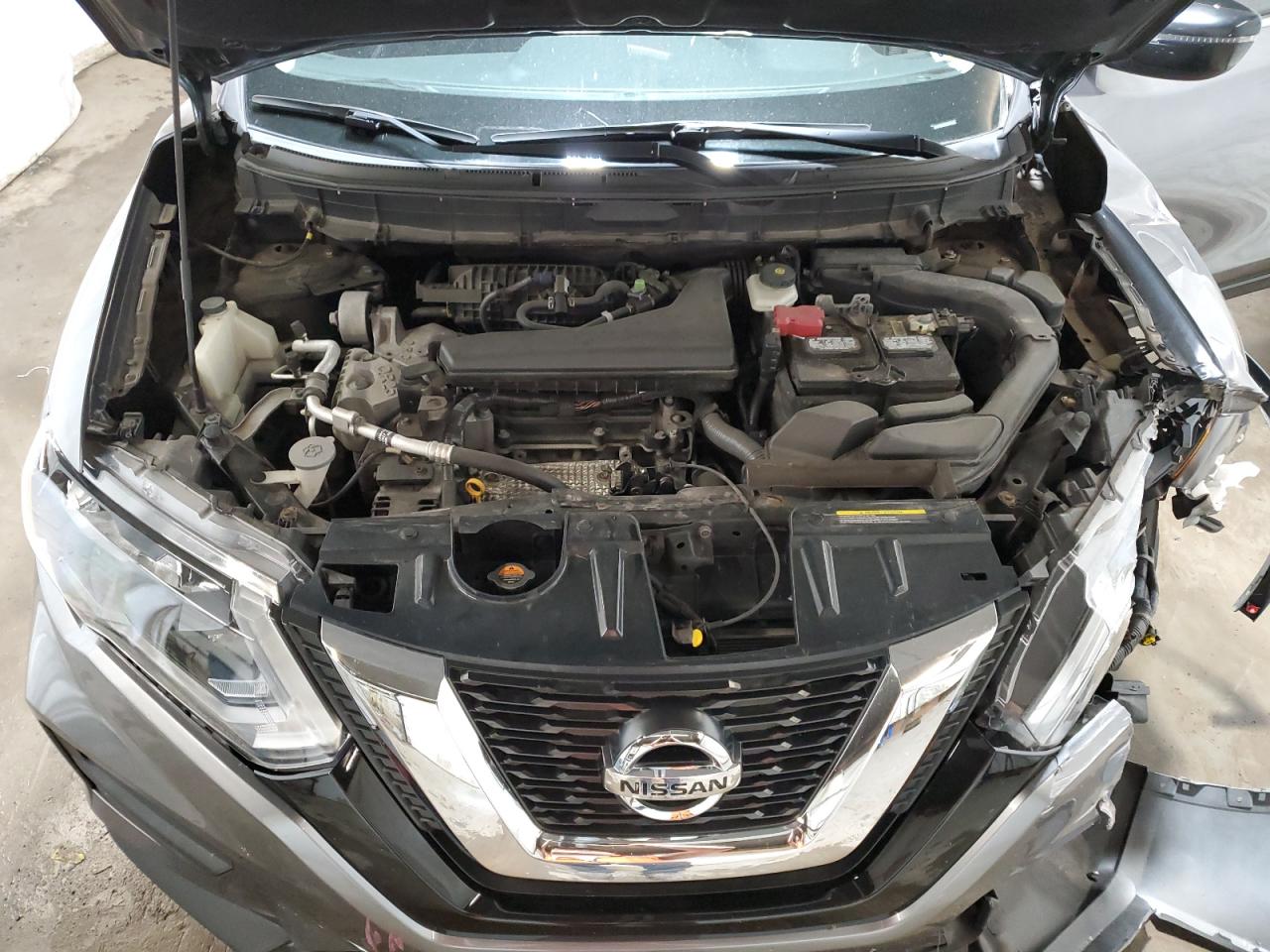 5N1AT2MV8HC815405 NISSAN ROGUE 2017