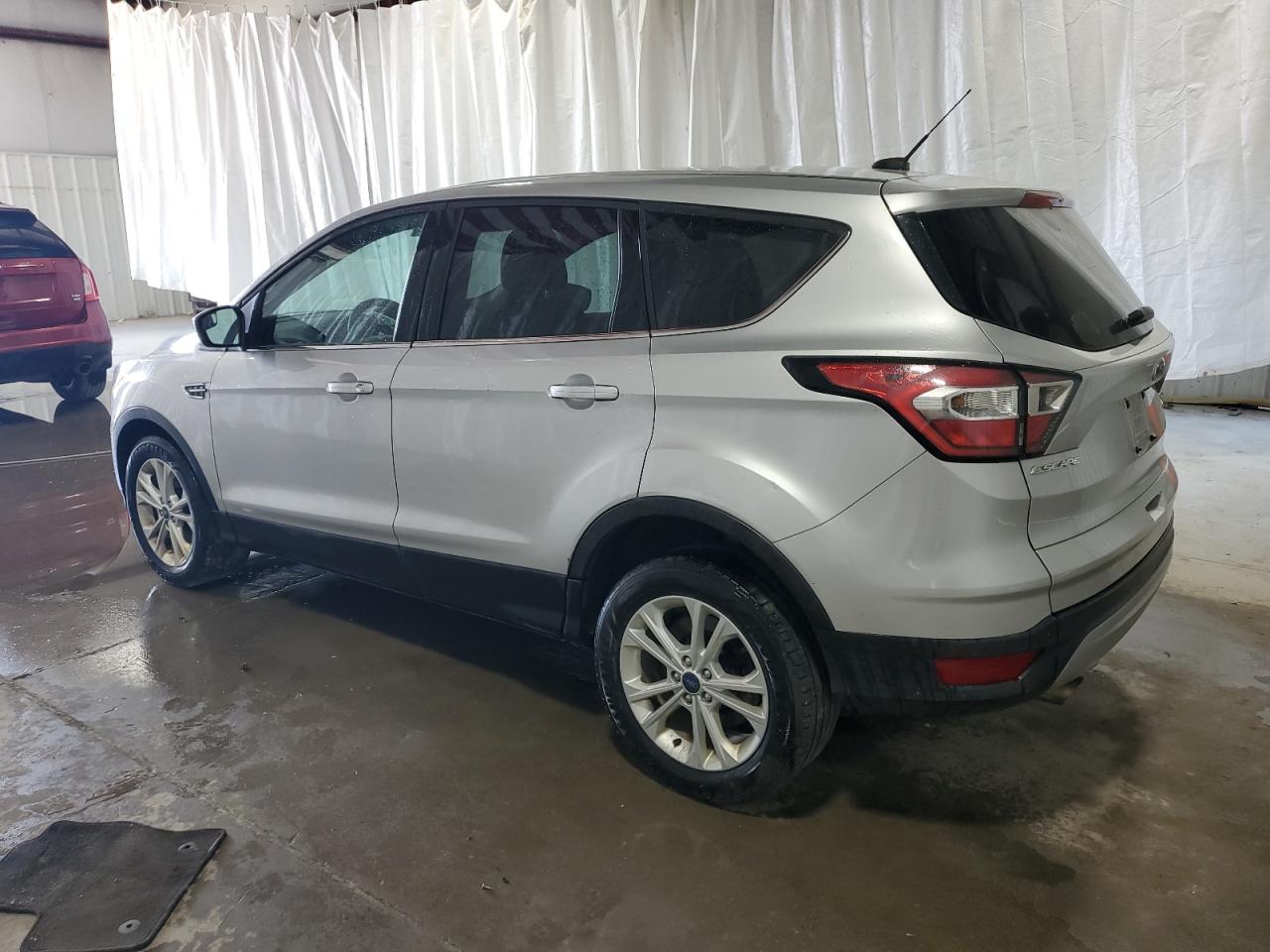 1FMCU9GD8HUB84568 2017 Ford Escape Se