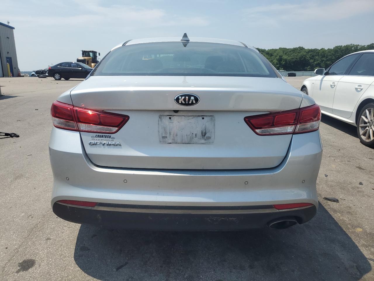 5XXGT4L31JG256845 2018 Kia Optima Lx