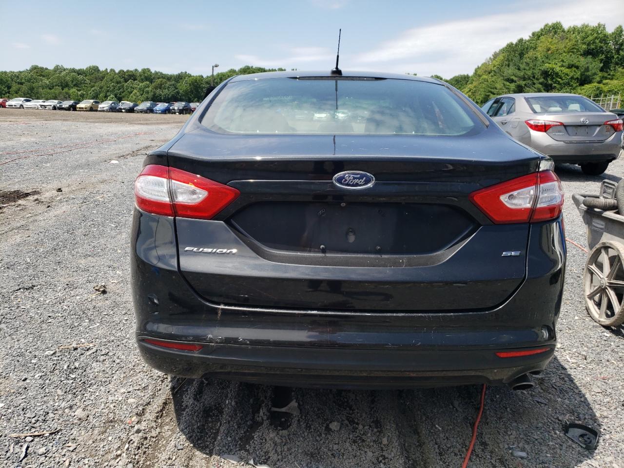 3FA6P0H7XFR215018 2015 Ford Fusion Se