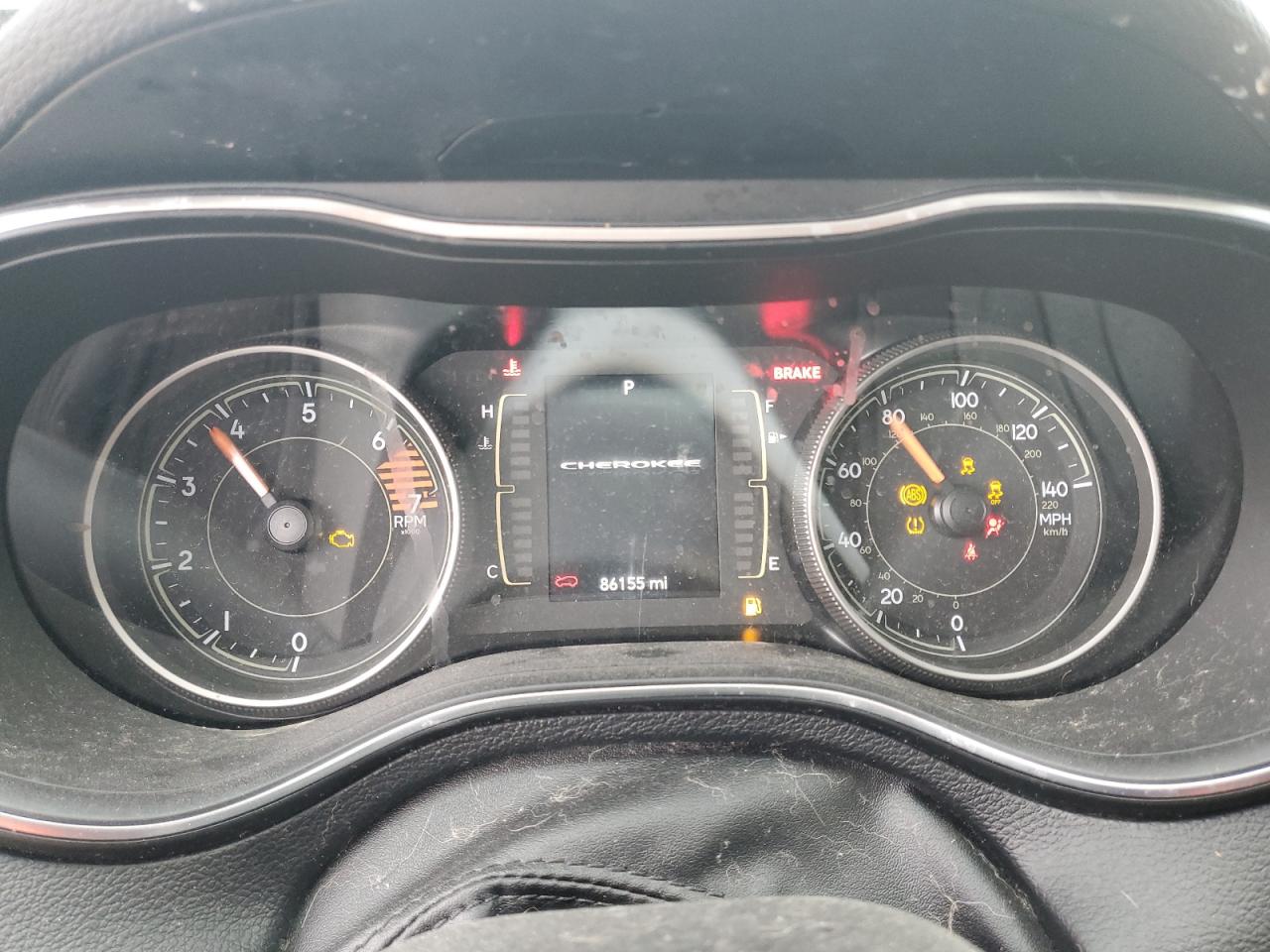 1C4PJMLB2KD106512 2019 Jeep Cherokee Latitude Plus