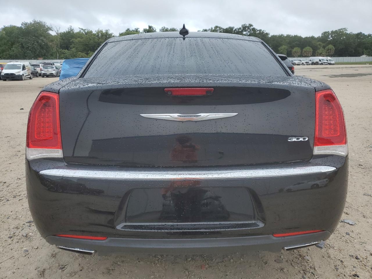 2C3CCAAG1HH526767 2017 Chrysler 300 Limited