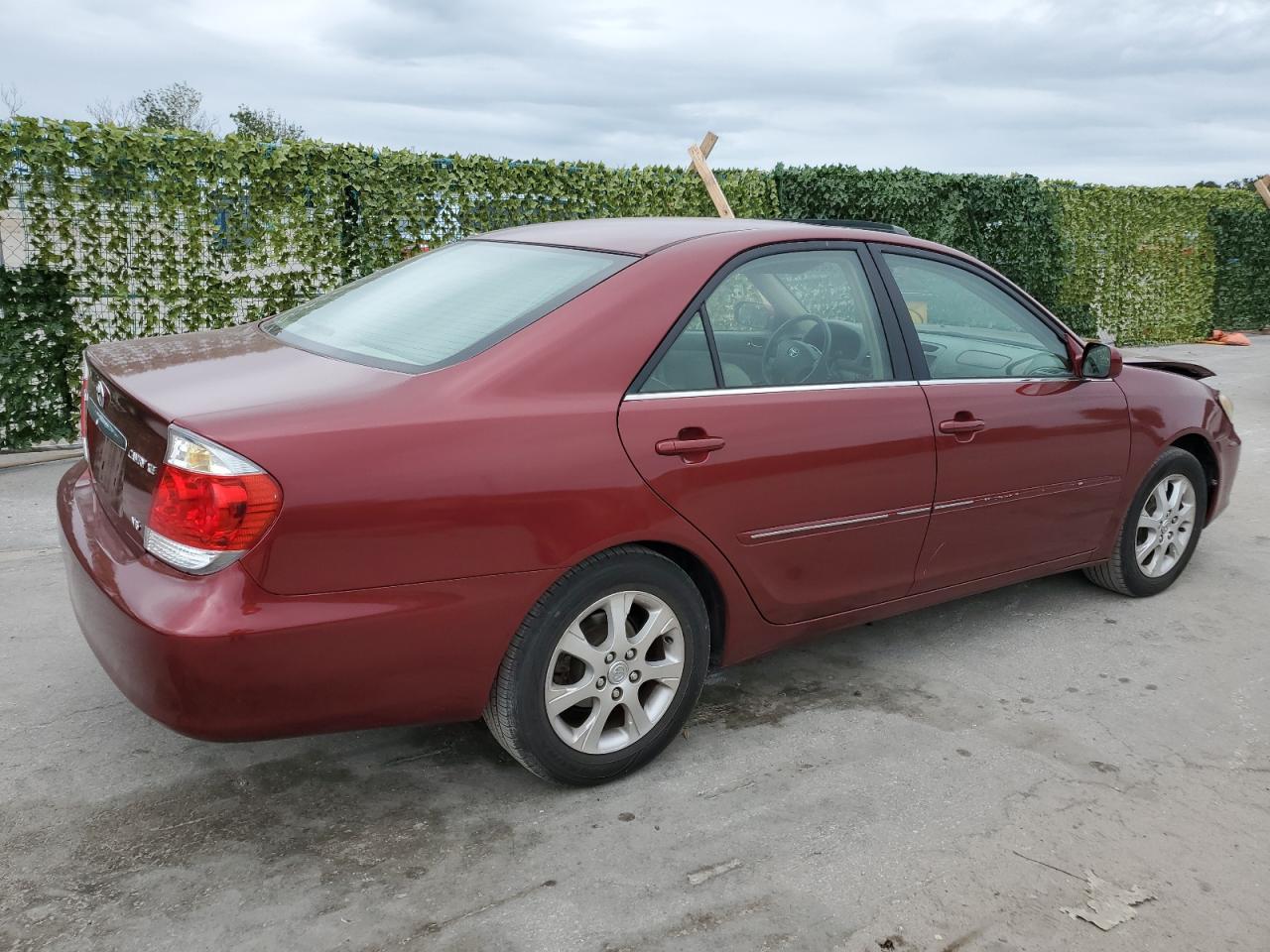 4T1BF30K35U085700 2005 Toyota Camry Le