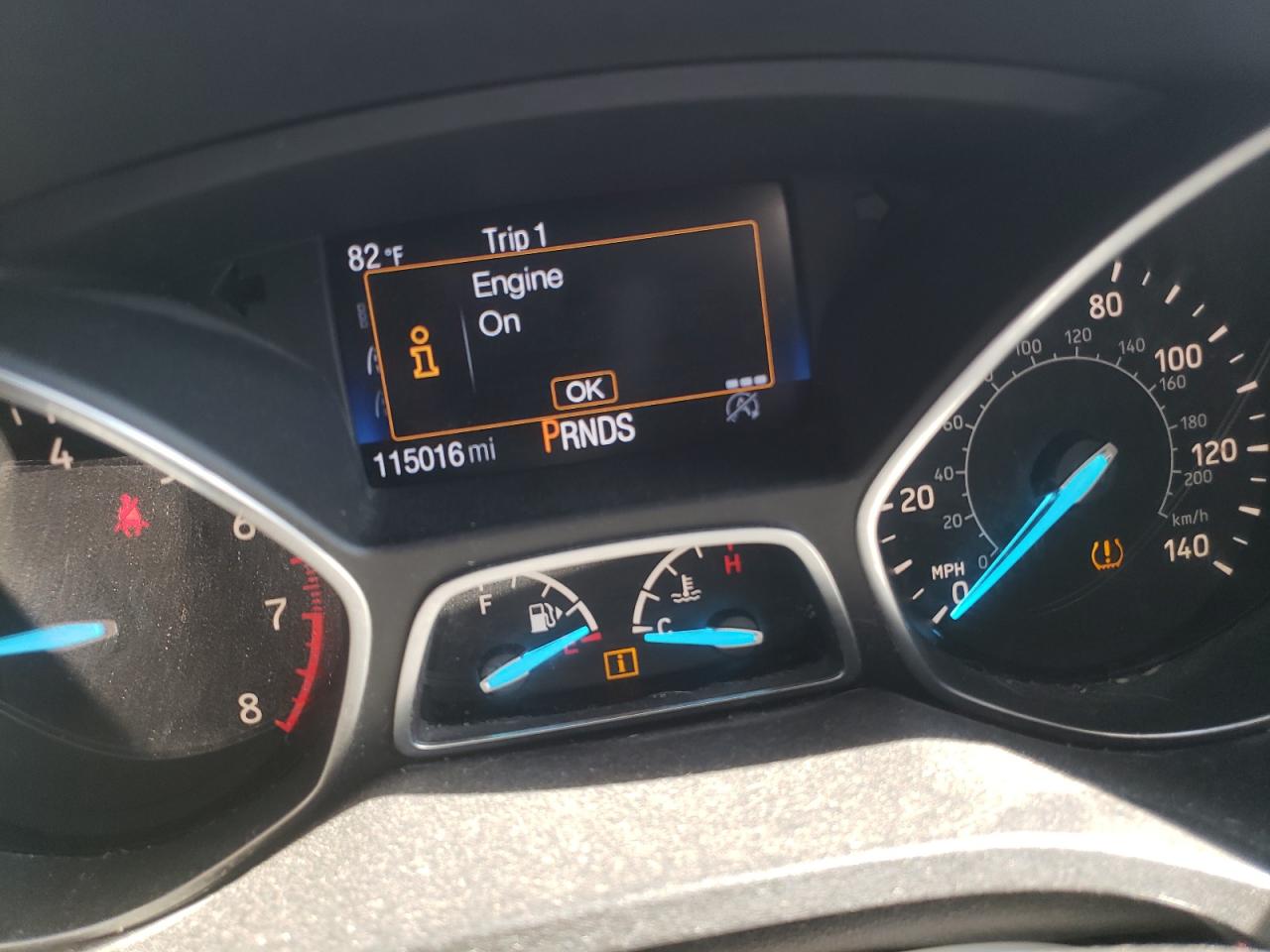 1FMCU9J90HUC13064 FORD ESCAPE 2017