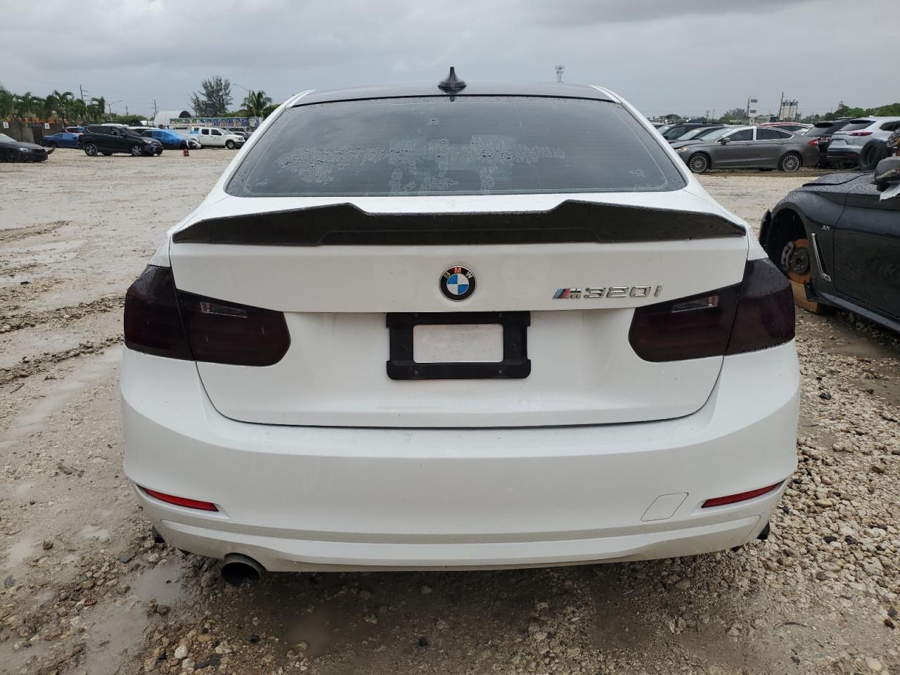 WBA3B1C52EK131363 2014 BMW 320 I