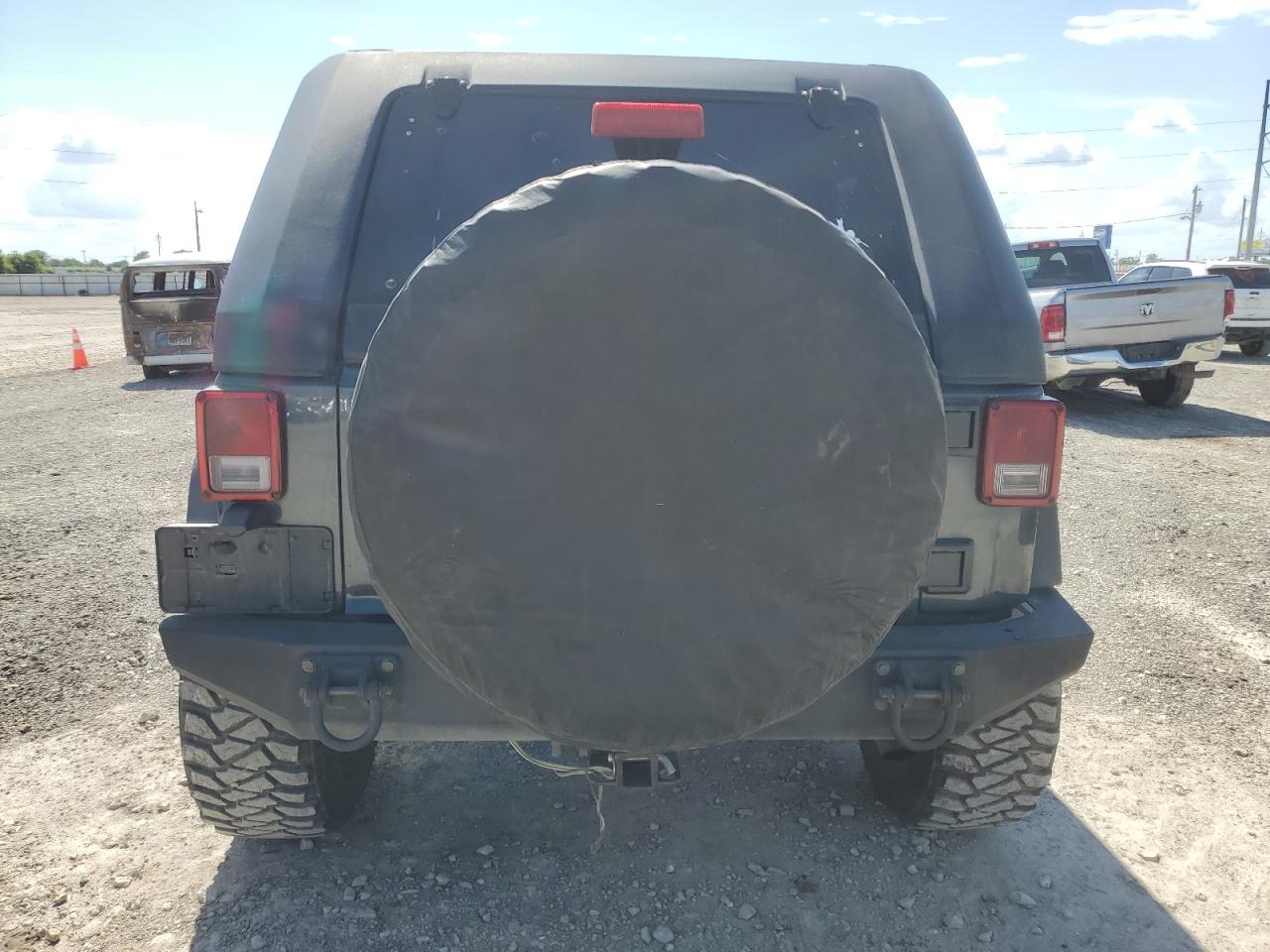 1J4GA39138L608902 2008 Jeep Wrangler Unlimited X