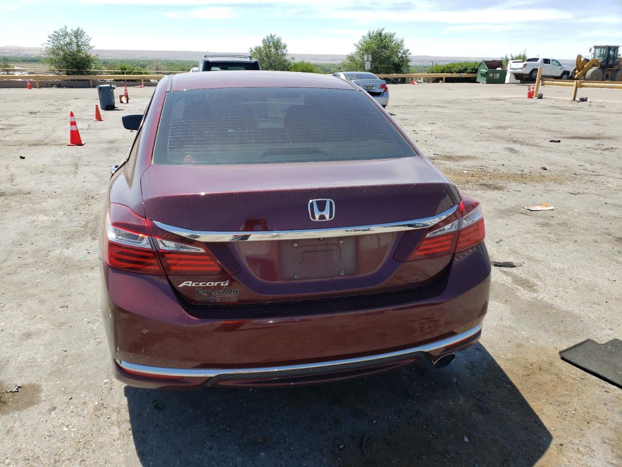 1HGCR2F31HA024329 HONDA ACCORD 2017