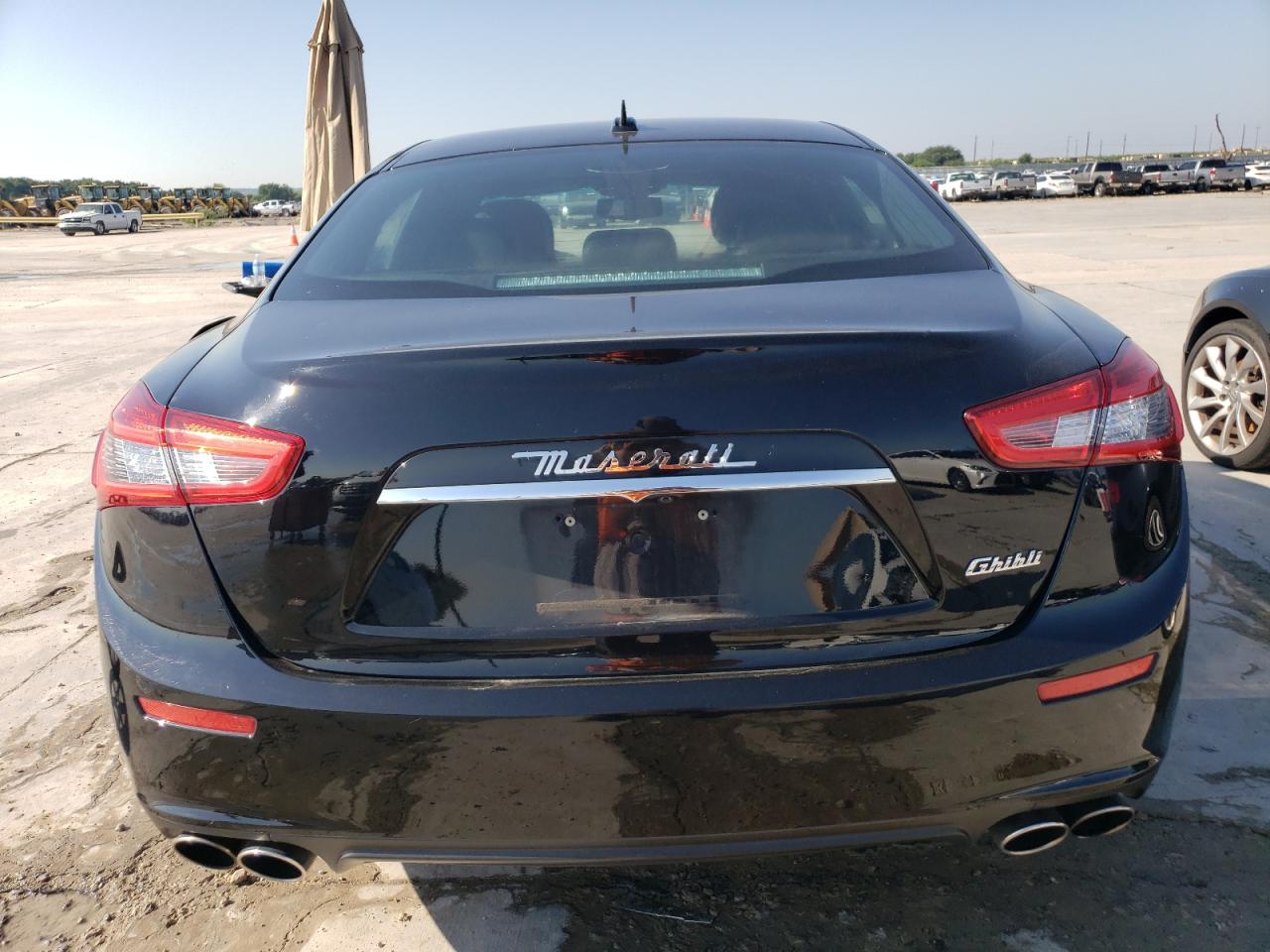 2015 Maserati Ghibli vin: ZAM57XSAXF1146405