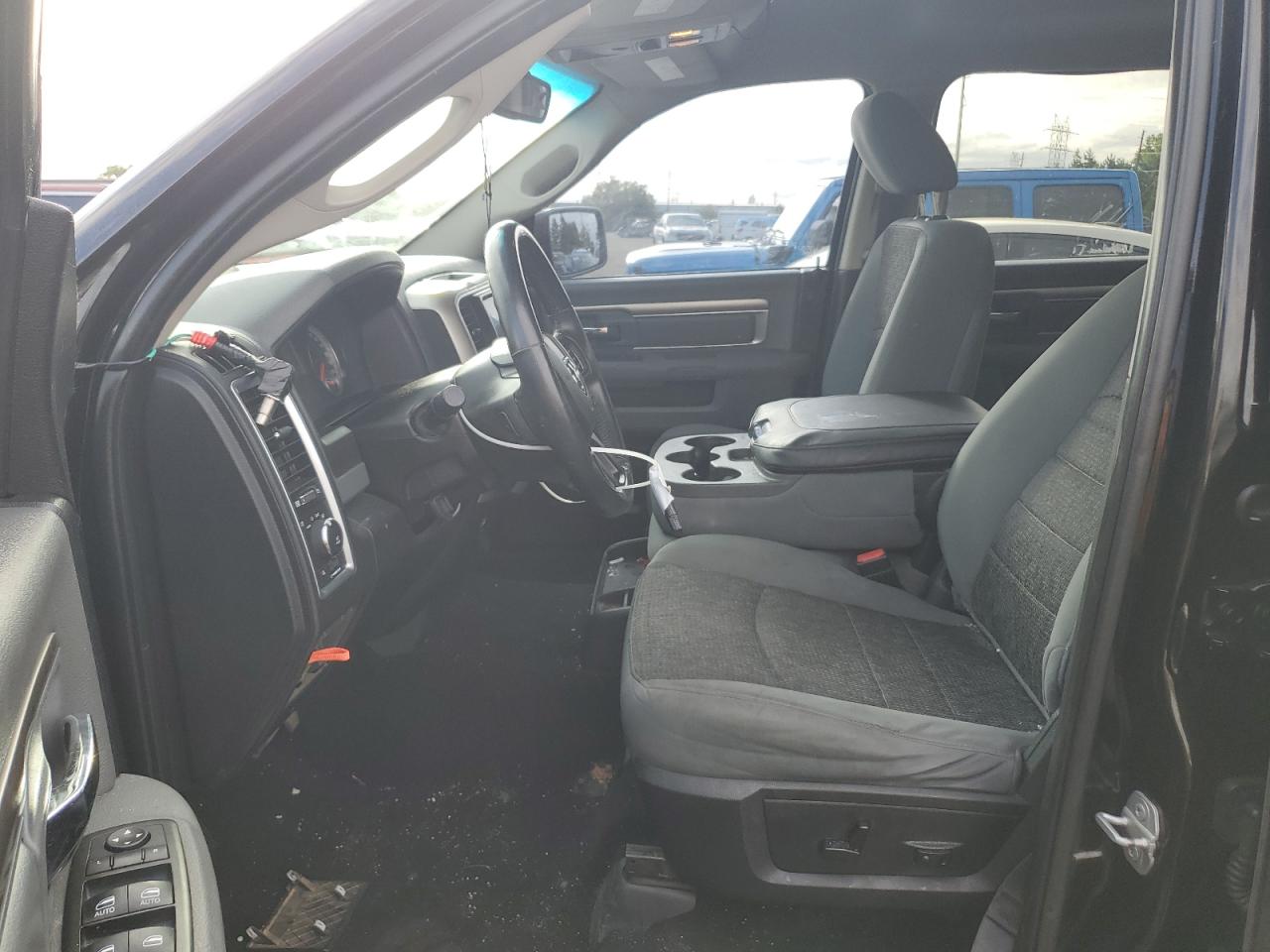 1C6RR7LM9FS595035 2015 Ram 1500 Slt