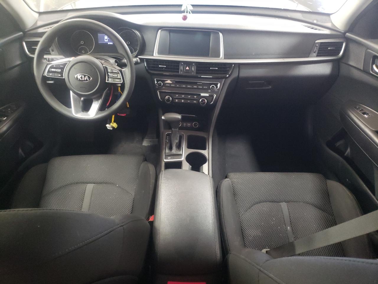 5XXGT4L36LG400019 2020 Kia Optima Lx