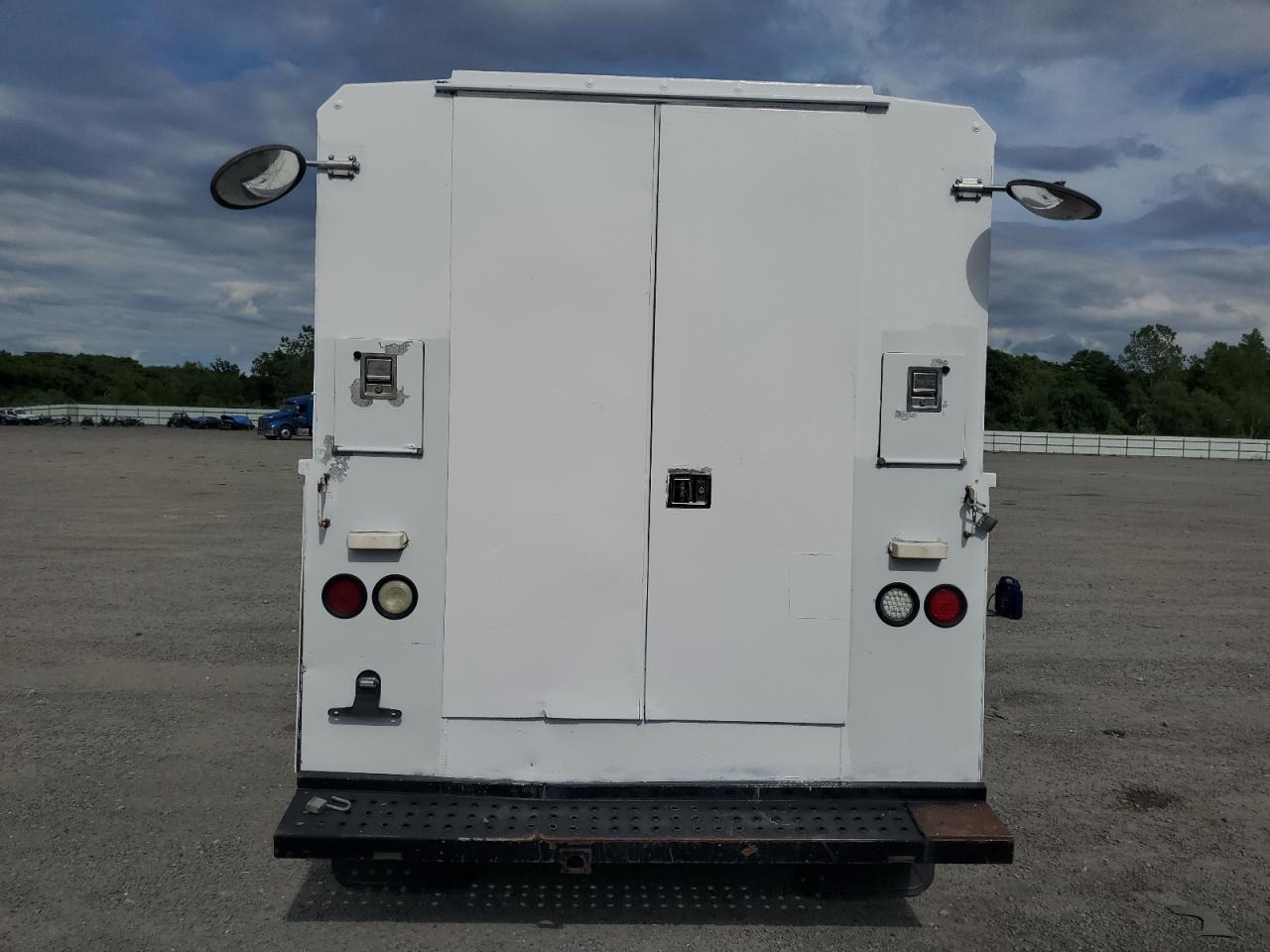 1FDWE3FL0DDA70199 2013 Ford Econoline E350 Super Duty Cutaway Van