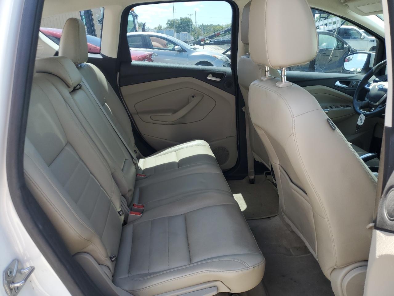 1FADP5CU0EL508828 2014 Ford C-Max Premium