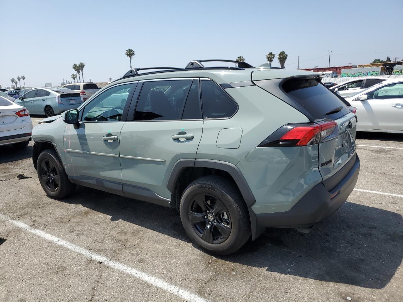 2022 Toyota Rav4 Xle vin: 2T3W1RFVXNW195879