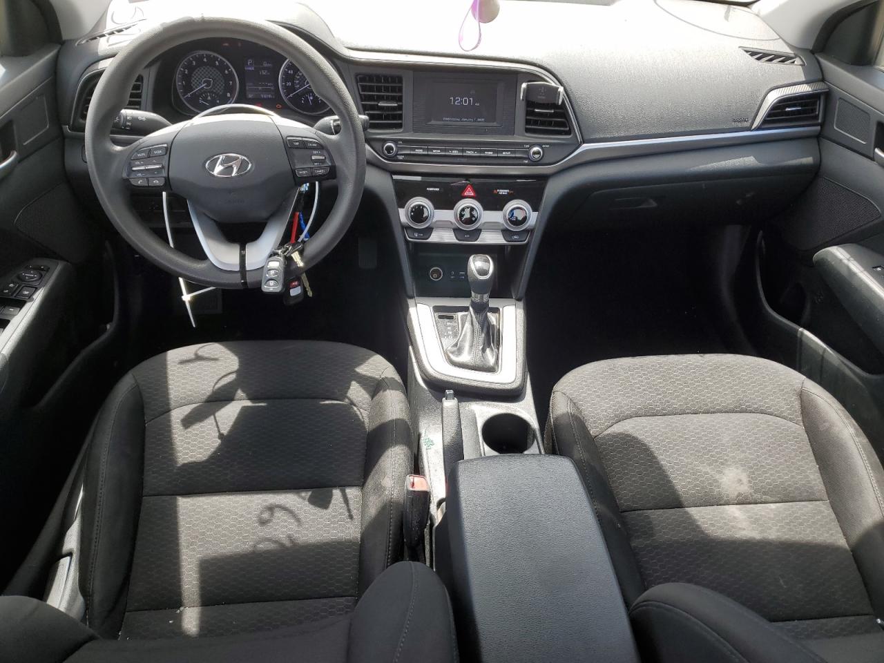 5NPD74LF3KH426582 2019 Hyundai Elantra Se