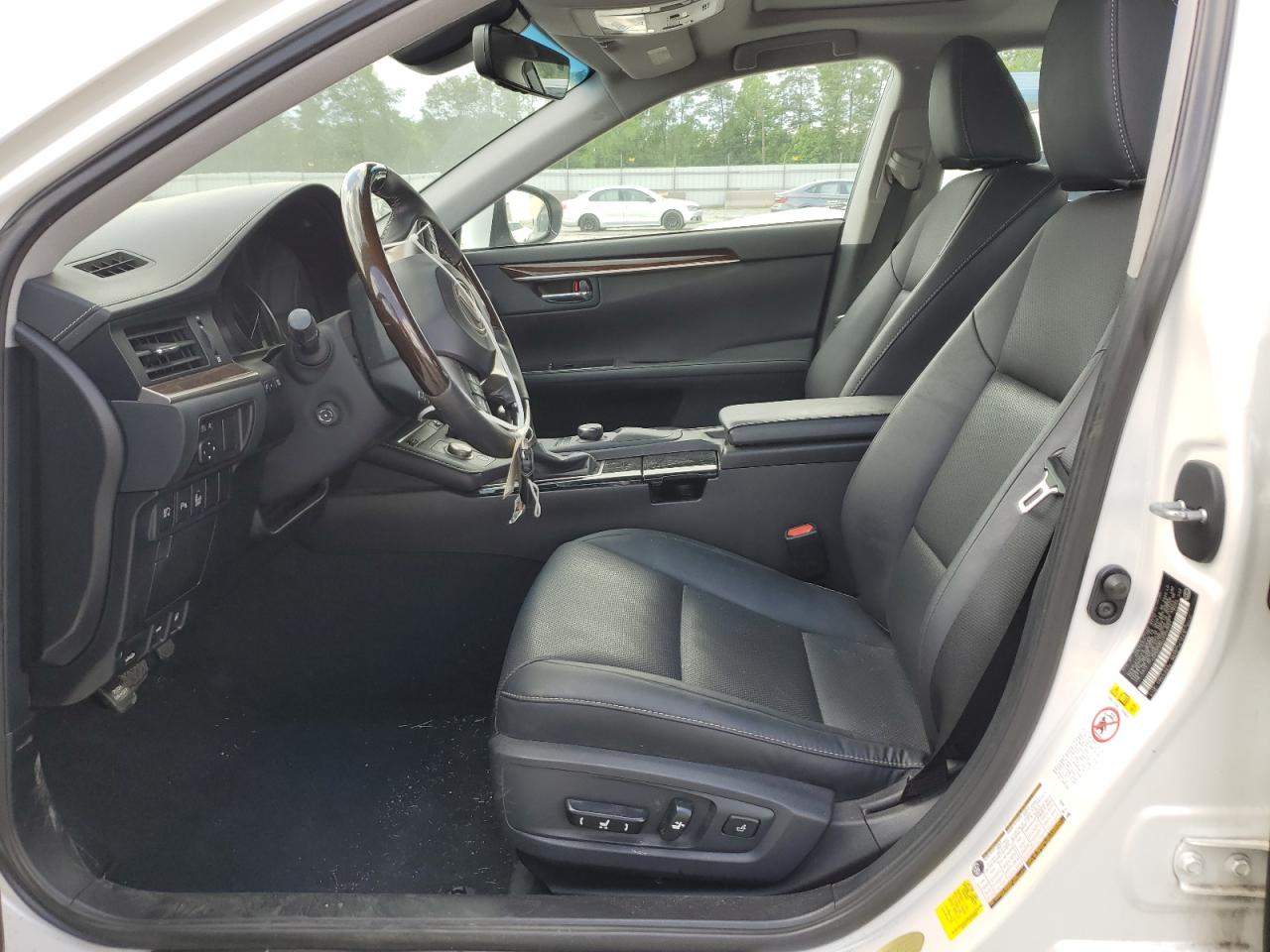 58ABK1GG4HU050601 2017 Lexus Es 350