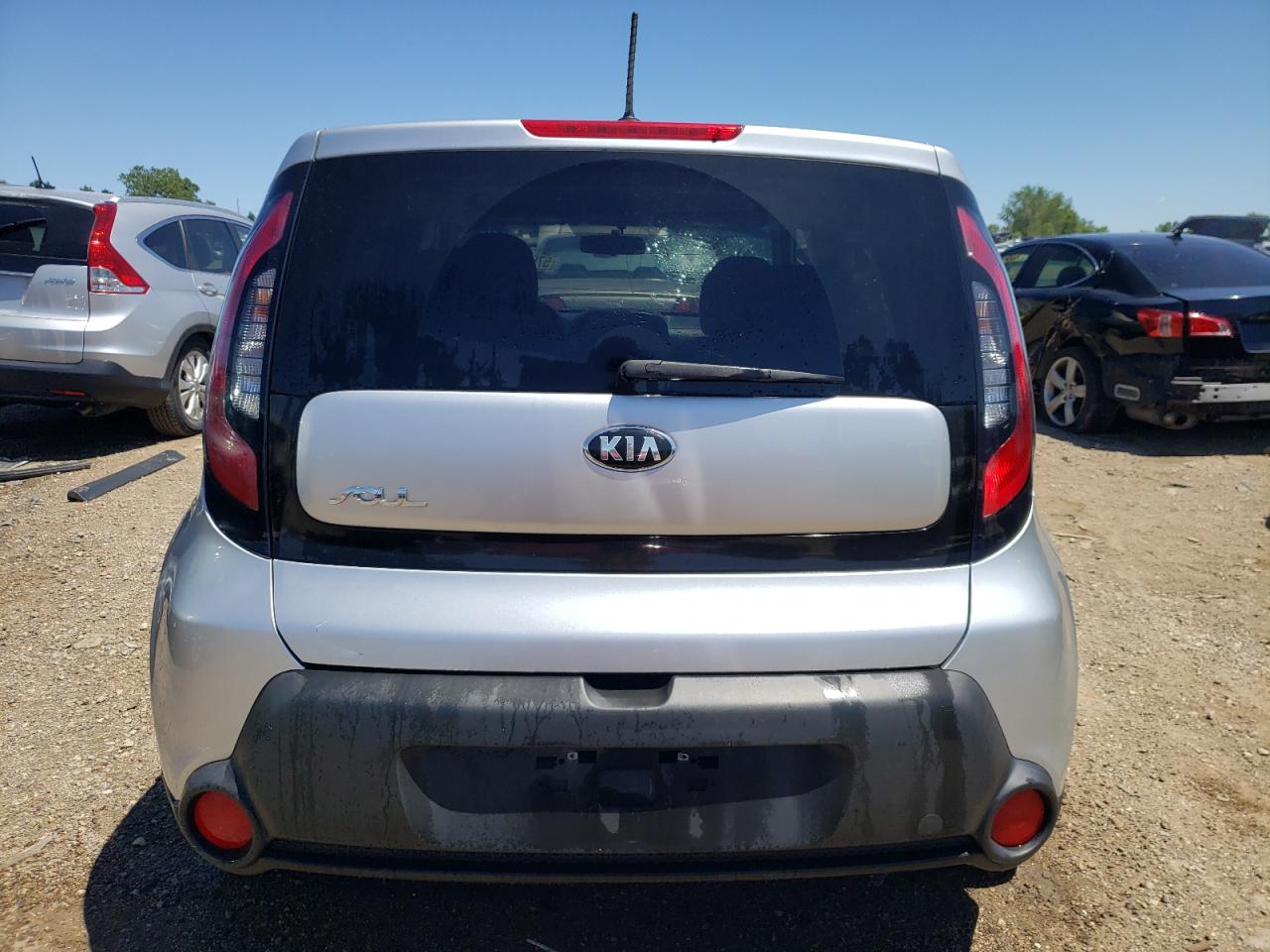 KNDJN2A22G7845077 2016 Kia Soul