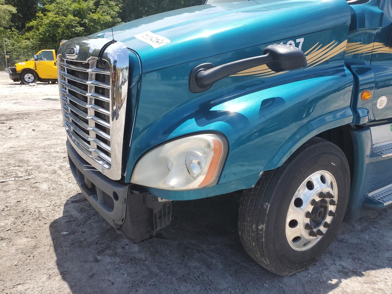 3AKJGLD54FSFN3197 2015 Freightliner Cascadia 125