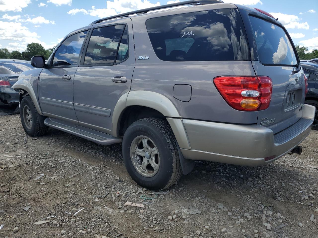 5TDBT44A01S021066 2001 Toyota Sequoia Sr5