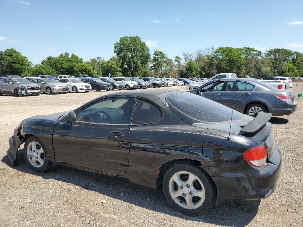 KMHJG25F91U240811 2001 Hyundai Tiburon