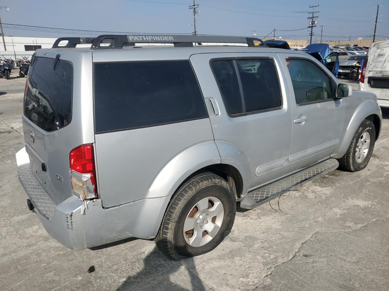 5N1AR18U86C625983 2006 Nissan Pathfinder Le