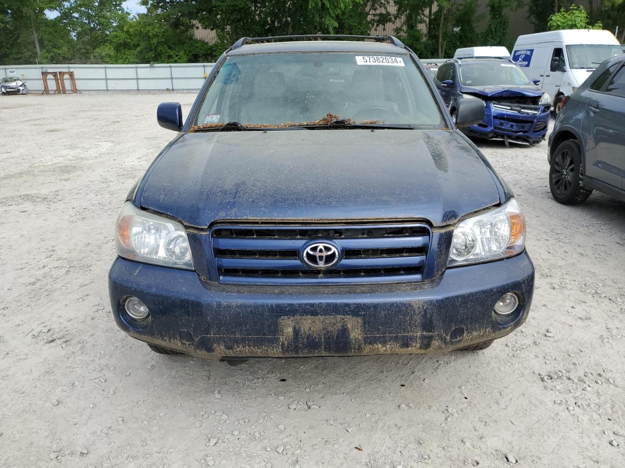 JTEEP21AX40022223 2004 Toyota Highlander