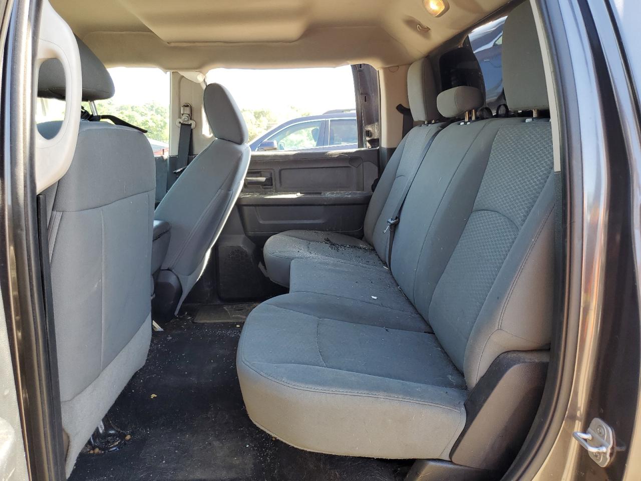 1C6RR7KT9ES207745 2014 Ram 1500 St