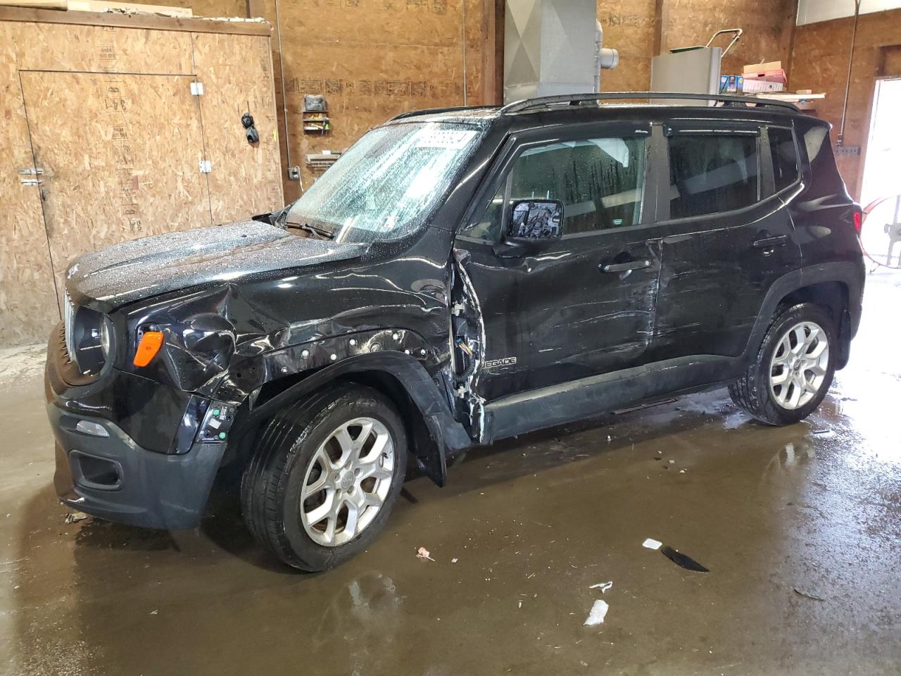 2015 Jeep Renegade Latitude vin: ZACCJBBT8FPC04027