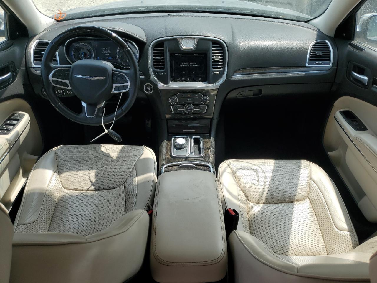 2C3CCAEG0JH123038 2018 Chrysler 300 Limited