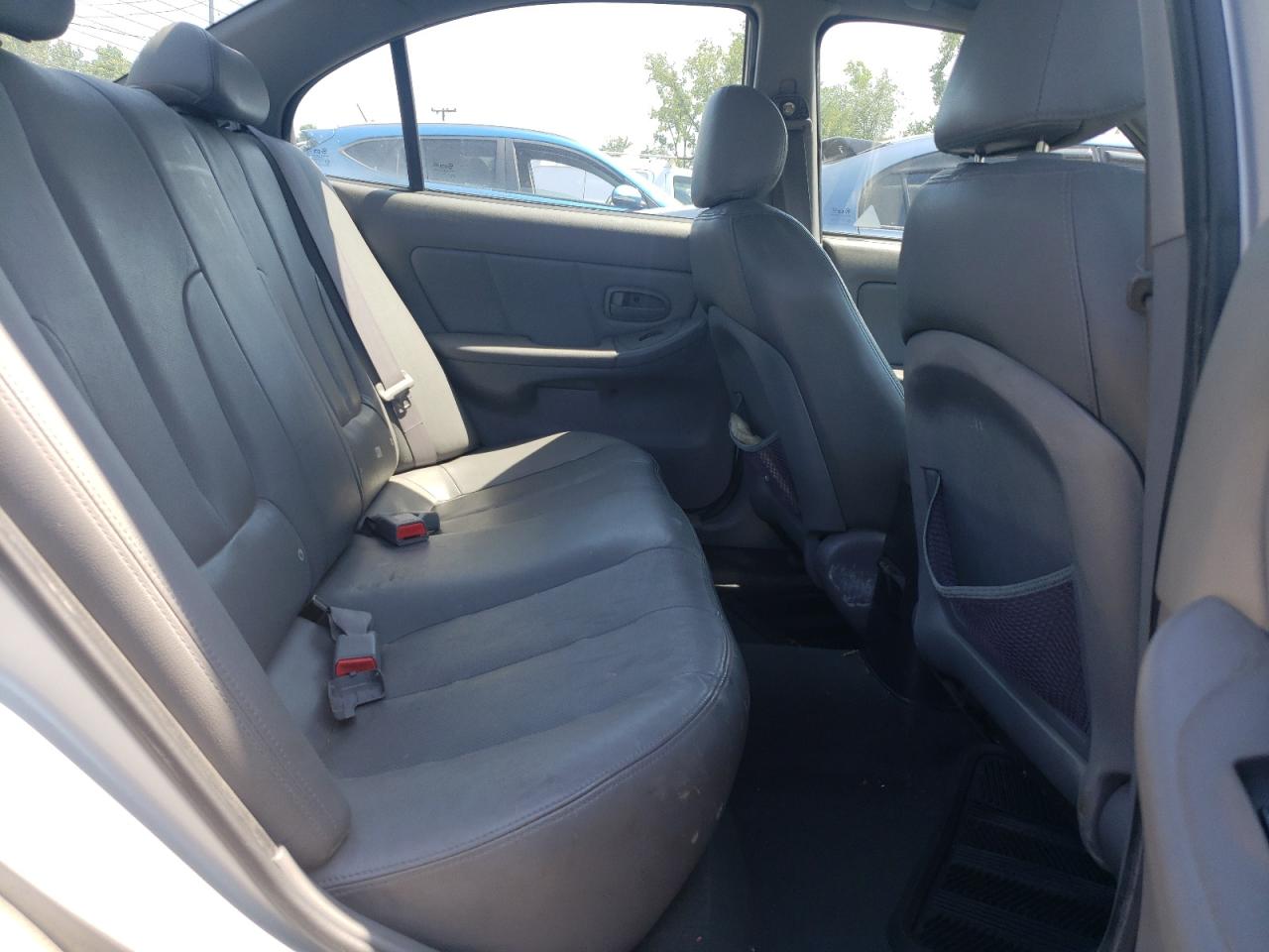 KMHDN46D55U084767 2005 Hyundai Elantra Gls