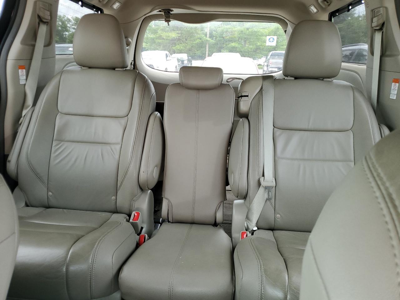 5TDYK3DC2FS657536 2015 Toyota Sienna Xle