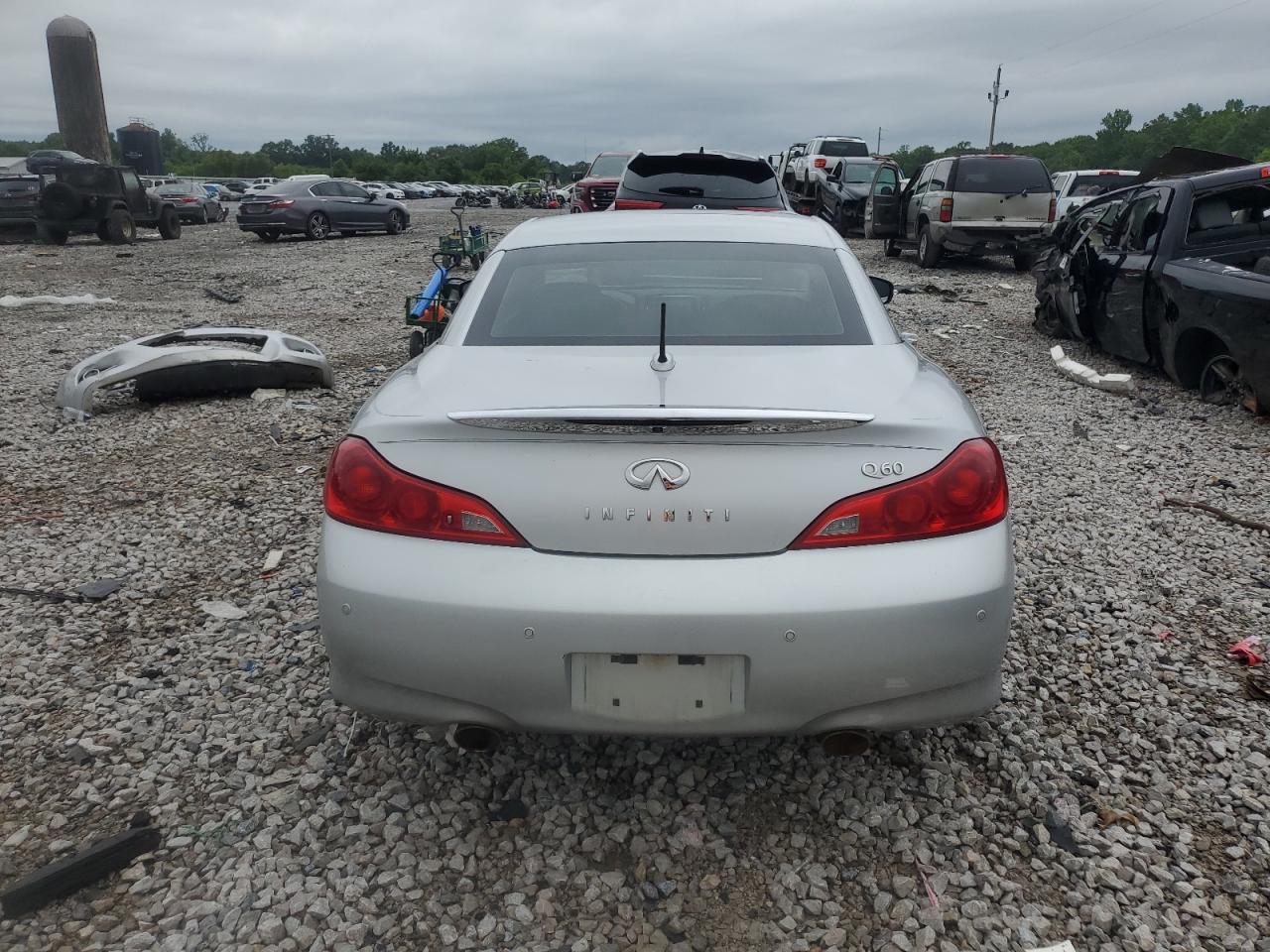 JN1CV6FE2EM901121 2014 Infiniti Q60 Base