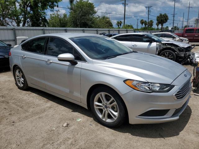 VIN 3FA6P0HD8JR216764 2018 Ford Fusion, SE no.4