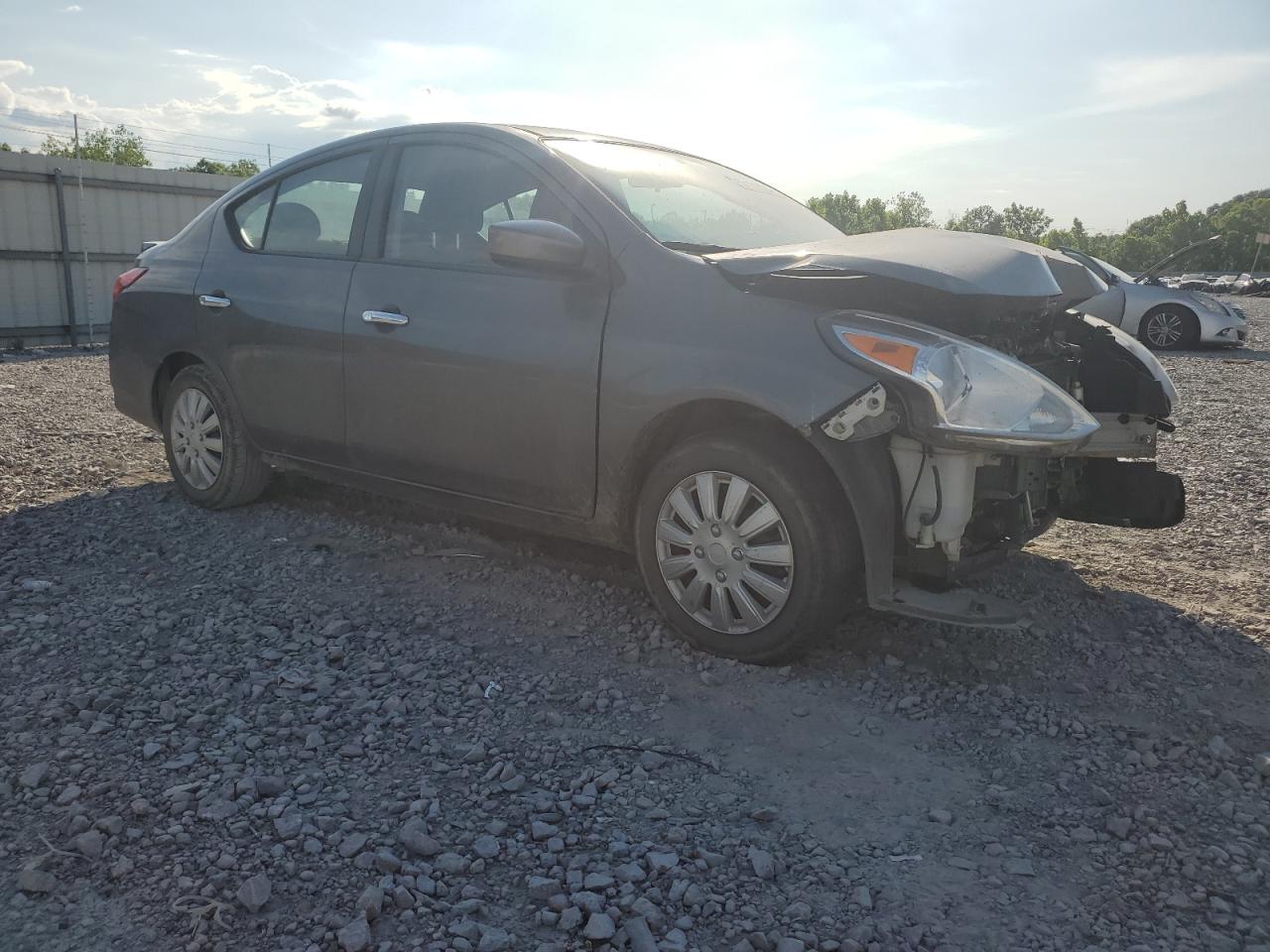 2018 Nissan Versa S vin: 3N1CN7APXJL807071