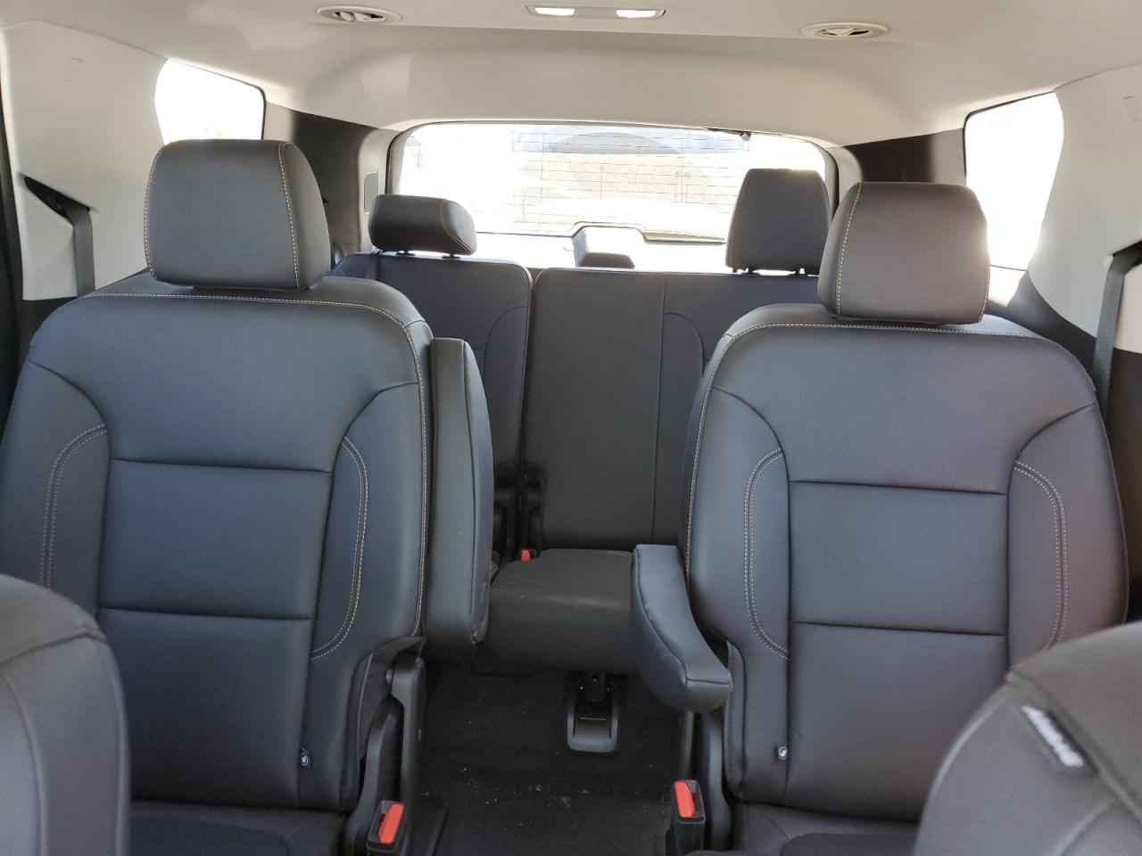 1GNEVKKW0MJ238104 2021 Chevrolet Traverse Premier