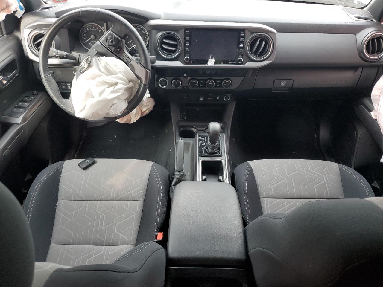 3TYDZ5BN0NT013174 2022 Toyota Tacoma Double Cab