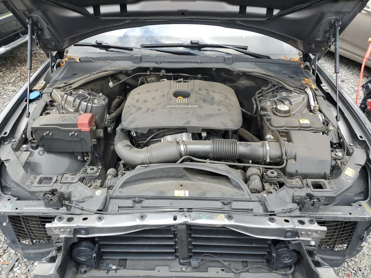 SAJAD4BG9HA969586 2017 Jaguar Xe Premium