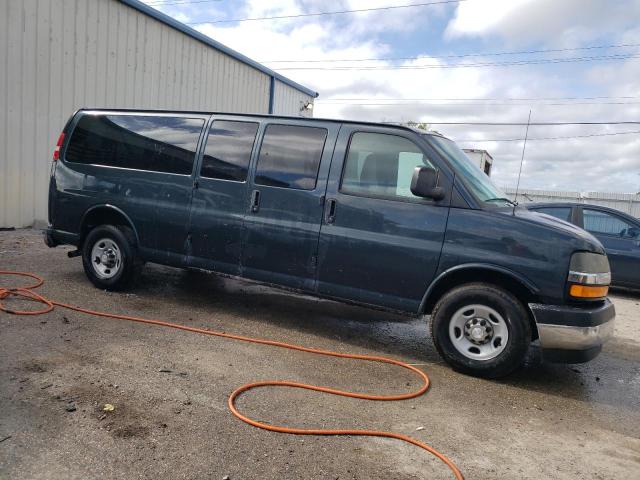 1GAZGPFG0H1152147 Chevrolet Express Lt 2017