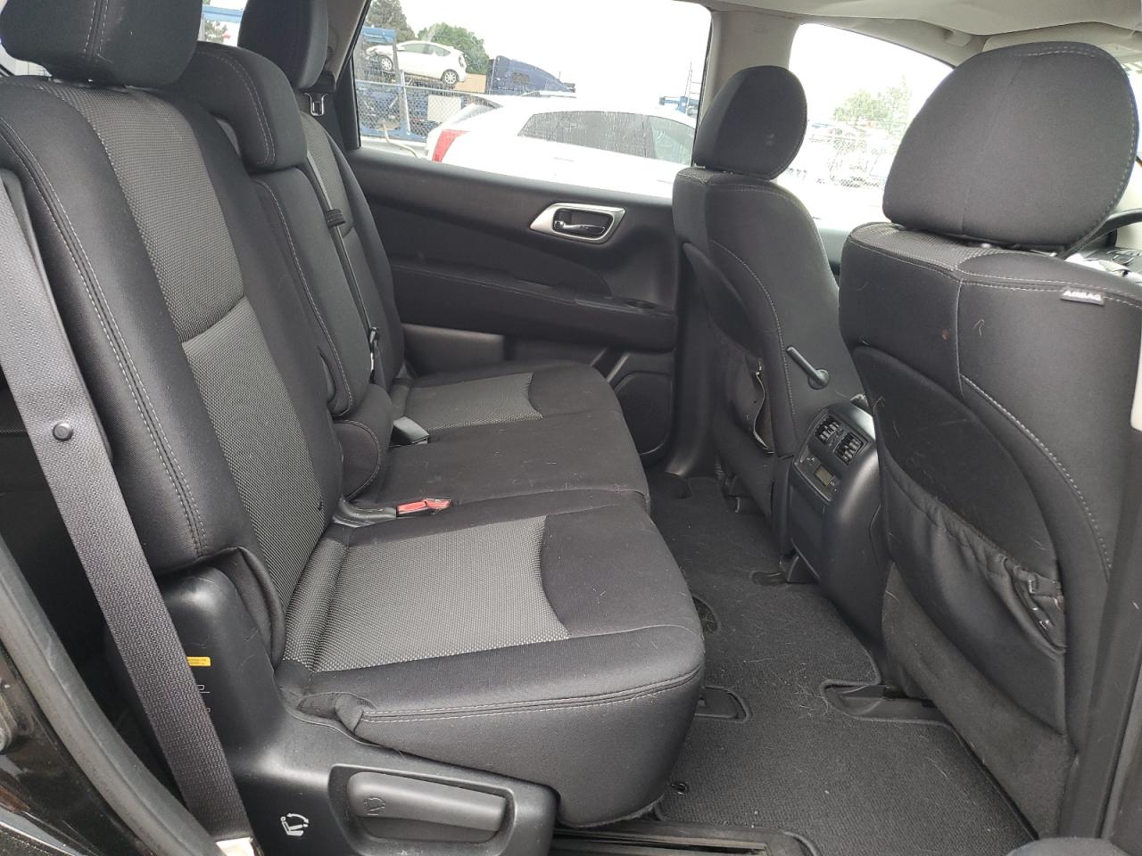 5N1DR2MM1HC639462 2017 Nissan Pathfinder S