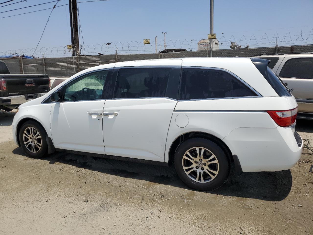 5FNRL5H62CB042275 2012 Honda Odyssey Exl