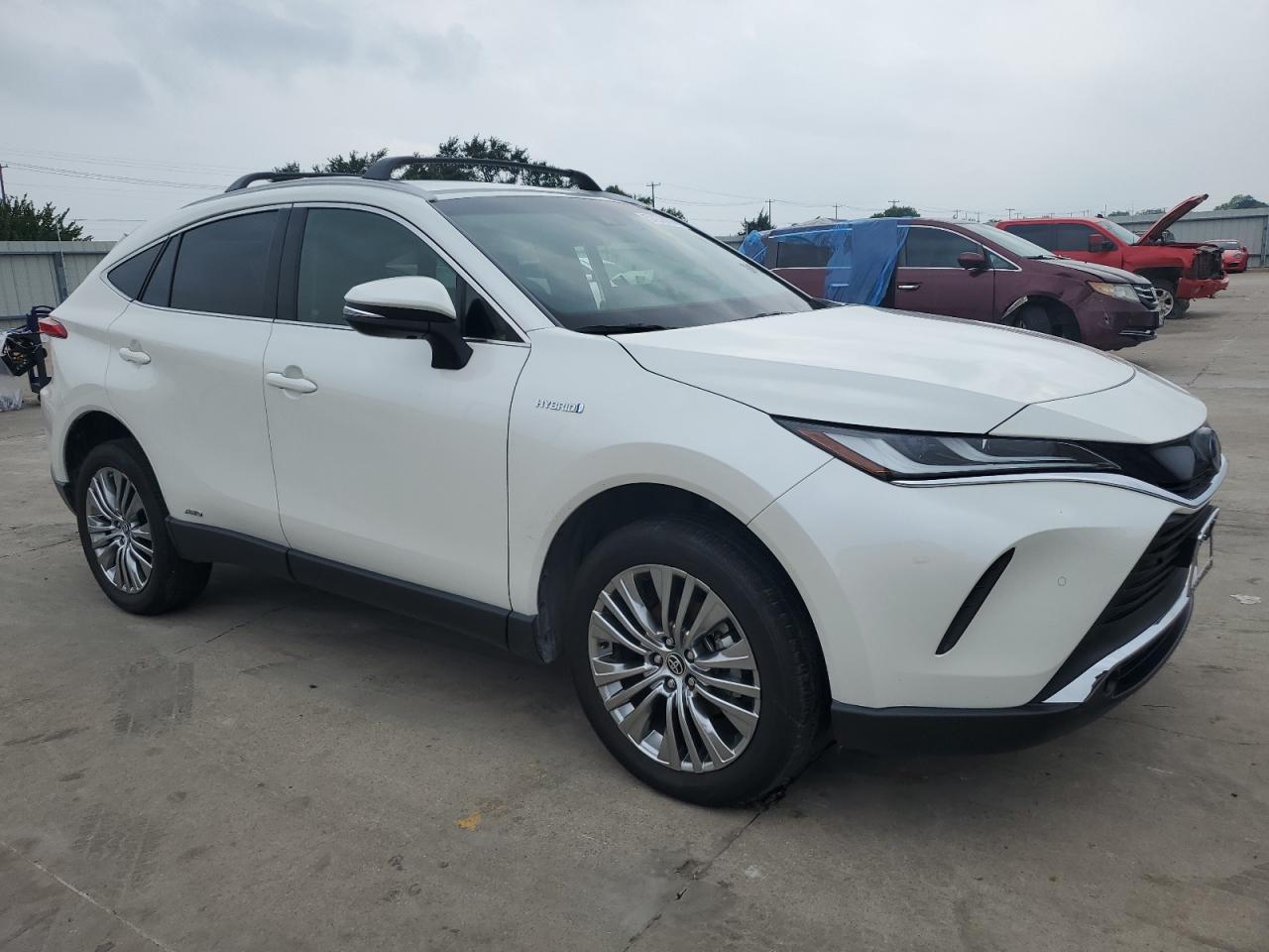 JTEAAAAH1MJ000743 2021 Toyota Venza Le