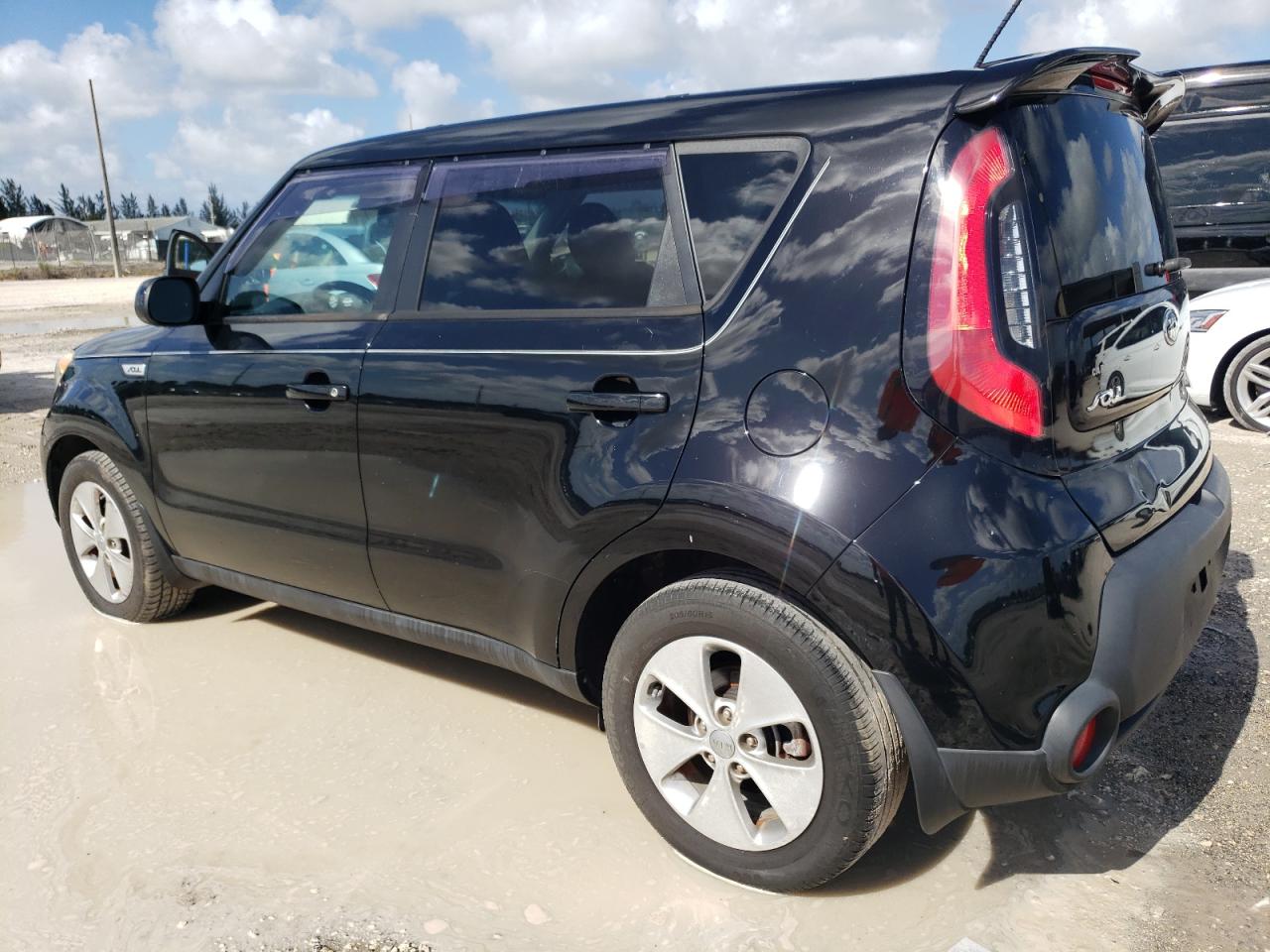 2015 Kia Soul vin: KNDJN2A23F7223098