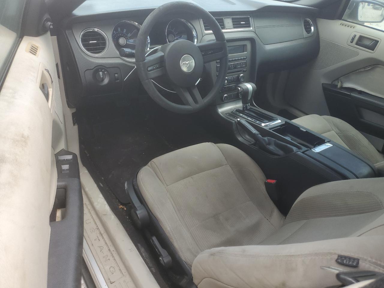 1ZVBP8EN2A5122433 2010 Ford Mustang